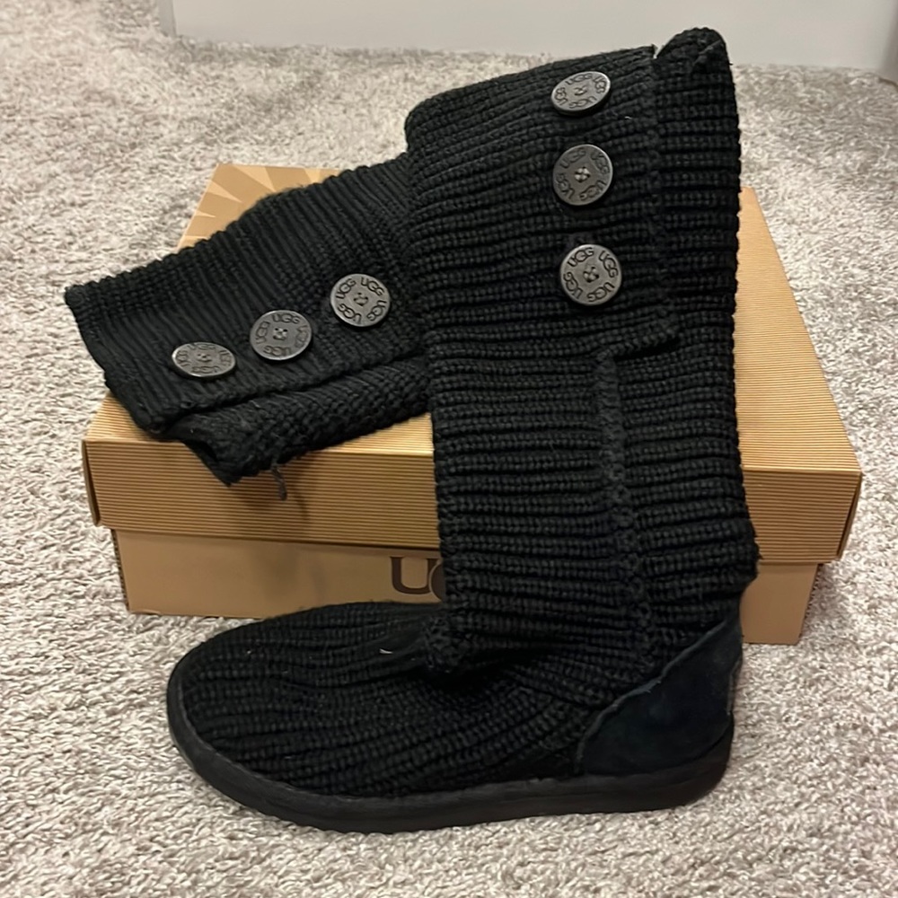 Black Uggs